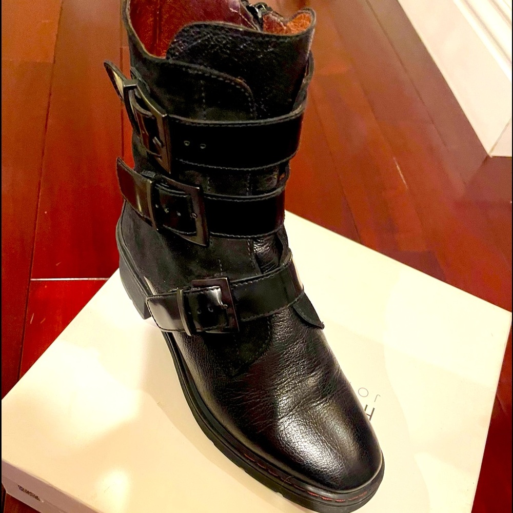 Black combat boot “Hispanitas”